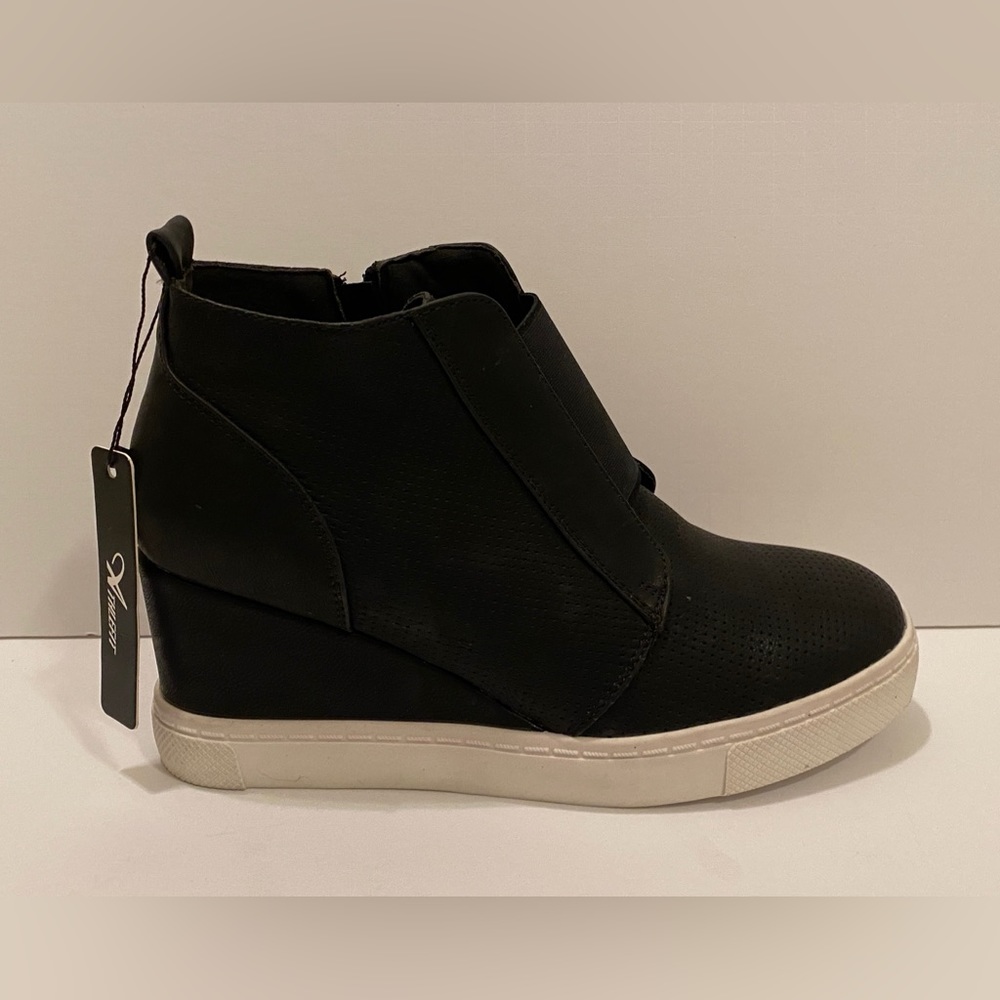 Athlefit Women's Wedge Sneakers Hidden Heel Platform Wedge Booties Hidden Wedgie